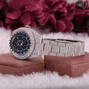 Montre de luxe pour homme Charm Jewels en acier inoxydable 40 mm, cadran analogique mécanique en verre, lumineuse, avec bouton poussoir et fermoir caché, étanche 10 bars - Product Image 2