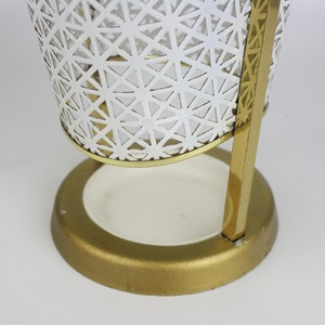 ที่วางร่มสีขาวและสีทองทันสมัยสำหรับสำนักงาน ล็อบบี้ โรงแรม แผนกต้อนรับ คาเฟ่ โซลูชั่นการจัดเก็บที่มีสไตล์และใช้งานได้จริง - Product Image 6