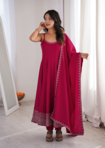 Conjunto de Salwar de Seda Fendy Suave y Pura para Mujer, Bordado, Largo hasta el Suelo, para Bodas Indias, Pakistaníes, Diwali, Secado Rápido - Product Image 4