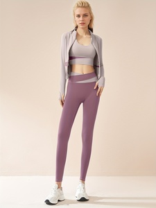 Ensemble de yoga sans couture Atlaset Premium en trois pièces pour femmes, vêtements de fitness, leggings taille haute, soutien-gorge de sport, veste, logo personnalisé OEM ODM - Product Image 1