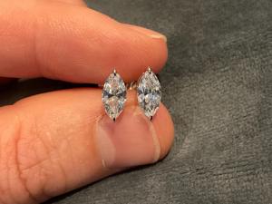 Boucles d'oreilles clous en diamant marquise de 1,5 carat cultivé en laboratoire, or 14 carats, certifié IGI, clarté VS1, style minimaliste, anniversaire, anniversaire de mariage - Product Image 5