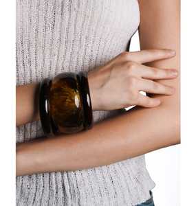 Bracelet en résine écologique fait main, motif écaille de tortue, forme personnalisée, bijou d'art de collection, accessoire de Noël et du Nouvel An - Product Image 3