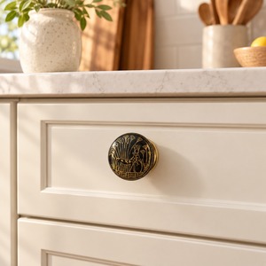 SHUBHAM Perilla de Cerámica Redonda con Diseño Animal Negro y Dorado para Gabinetes, Cajones, Armarios y Muebles - Product Image 1