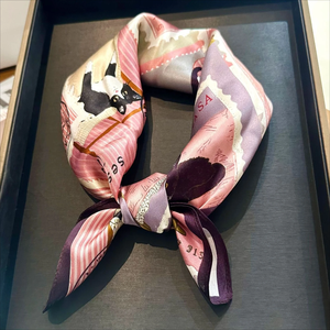 Foulard carré 100 % soie de mûrier pour femme, imprimé animaux de dessin animé, durable, doux pour la peau, bandeau tendance - Product Image 3