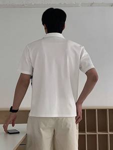 เสื้อโปโลลายทางพิมพ์ลายตัวอักษรแบบนามธรรมสำหรับผู้ชายในฤดูร้อน - Product Image 2