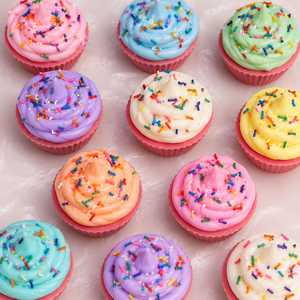 Handmade Cupcake <b>Candle</b> <b>Set</b> Decorative Dessert <b>Candle</b> Luxury Scented Soy Wax Cupcake <b>Candle</b> Birthday <b>Gift</b> Home Decor - Product Image 3