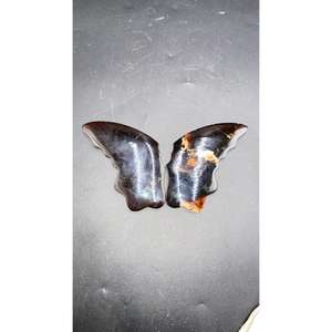 Pierre semi-précieuse sculptée en forme de papillon en ambre naturel pour la fabrication de bijoux et l'usage décoratif - Product Image 5