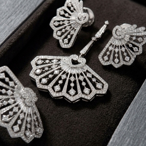 Offre Spéciale : Pendentif et Boucles d'Oreilles de Luxe en Or 10k, 14k, 18k avec Diamants de Laboratoire de Qualité Supérieure pour la Vente en Gros - Product Image 4
