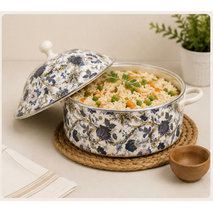 Casserole de luxe en émail floral avec couvercle, chauffe-plat vintage isolé pour la maison, la restauration et les services de restauration - Product Image 6