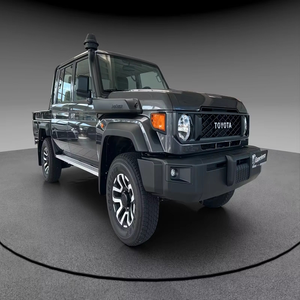 Toyota Land Cruiser GRJ79 Double Cabine Automatique 2024 – V6 4x4 Pick-up (Livraison en 3 mois) - Product Image 1