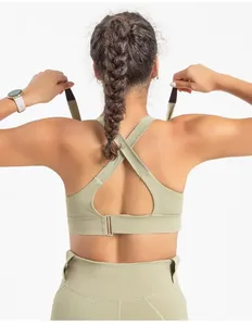 Soutien-gorge de sport sans couture pour femme, haut de yoga fitness avec bretelles larges pour la gym - Product Image 6