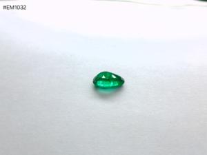 Esmeralda Zambiana Natural, Corte Ovalado Facetado, 4.05ct, Alta Calidad, Gema Suelta para Joyería - Product Image 3