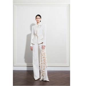 Ensemble de pantalons pour femmes de haute couture, PANTALONS NOIR RELAXED, coupe droite, 61% rayonne, 39% coton, pantalons décontractés pour femmes, Vietnam - Product Image 6
