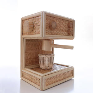 Juguete de cafetera de madera natural para niños, juego de simulación de barista de ratán para niños - Product Image 1