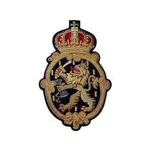 Parche de Escudo Bordado a Mano OEM con Lentejuelas de Oro, Personalizado para Blazer y Sombrero, 3D, Ecológico, Brillante, para Coser - Product Image 3