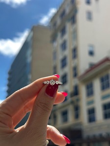 แหวนวงแหวนครบรอบ5ปีทำจากหินหรูหราได้รับการรับรองว่าเป็นเพชรกลมสีทอง14K - Product Image 3
