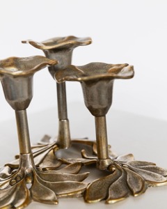 Luxury Quality Designer Flower Shape Candle Stand Metal <b>Decorative</b> Centerpiece Perfect For Dining <b>Table</b> <b>Decor</b> And Gifting - Product Image 5