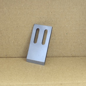 ใบมีดตัดแบบกึ่งอัตโนมัติสำหรับเครื่องตัดแบบไดฟ์เฟซ ความแม่นยำสูง ผลิตจากเหล็กกล้าคาร์บอน สำหรับสายการผลิตเม็ดพลาสติกอุตสาหกรรม ระดับอัตโนมัติ ผลิตจากโรงงานมีดคุณภาพ - Product Image 1