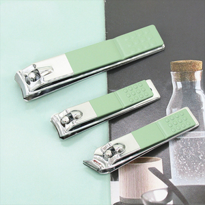 Collection de soins des ongles en acier inoxydable de qualité supérieure, ensemble d'outils de beauté professionnels pour salon, avec 7 fonctions réutilisables en 1 - Product Image 5