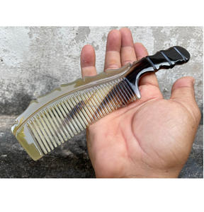 Peigne en corne de vache naturelle de luxe, outil de massage doux pour le cuir chevelier - Product Image 3