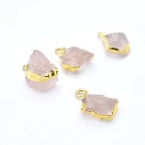 Pendentif en quartz rose naturel brut, plaqué or, bijoux en cristal plaqué or pour femmes - Product Image 3