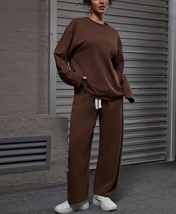 Ensembles décontractés 2 pièces grande taille pour femmes – Survêtements d'hiver 2026 – Sweat-shirt à col rond et pantalon de survêtement large – Tenues de détente – Survêtement - Product Image 1