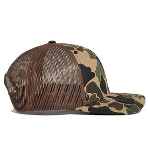 Gorra Trucker de Malla de 6 Paneles con Cierre Ajustable, Diseño Camuflaje Marrón Personalizado - Product Image 4