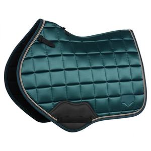 Selle de cheval classique verte à sangles, usage général, pour concours de dressage. - Product Image 1