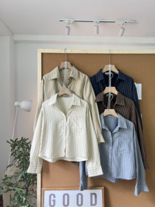 L826959 <b>Women's</b> <b>Khaki</b> Cotton Woven Long Sleeve Crop <b>Top</b> Shirt with 1 Front Pocket, Button Collar, Stylish Spring Summer Casual - Product Image 4