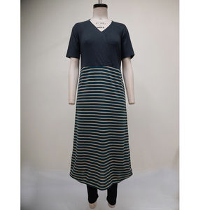 Camisón Largo Premium para Mujer, Estampado Floral, Ropa de Dormir Cómoda para el Hogar, Tela Suave, Diseño Elegante y Moderno - Product Image 1