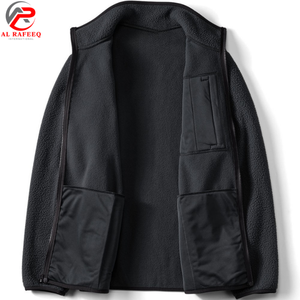 Veste polaire en laine marron de haute qualité pour homme, idéale pour l'hiver, fabriquée sur mesure pour l'extérieur, avec col montant et logo personnalisable. - Product Image 4