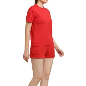 Ensemble classique t-shirt et short pour femme, idéal pour les sorties décontractées, coupe décontractée avec un look classique moderne, à porter au printemps et en été - Product Image 5