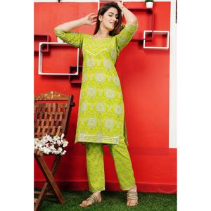 ชุดส่าหรีทรงฟิตเฟลร์ผ้าฝ้ายพิมพ์ลายดิจิทัลสีเขียวมะนาวสุดเก๋  สำหรับผู้หญิง  ชุดพื้นเมืองสไตล์อินเดีย ปากีสถาน  แฟชั่นอาร์ตี - Product Image 3