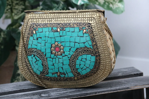 AUREVIA CRAFTS Elegante Bolso de Mano de Latón Premium con Diseño de Rayos de Sol, Correa de Cadena, Hecho a Mano, para Fiesta de Noche, Imitación Antigua - Product Image 3