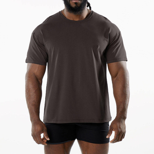 เสื้อยืดออกกำลังกายแขนสั้นทรงโอเวอร์ไซส์ใส่สบายสำหรับผู้ชาย ไซส์พลัส ผ้าเจอร์ซีย์คอตตอน 100% รับผลิตตามแบบ (OEM) ขายส่งจำนวนมาก - Product Image 4