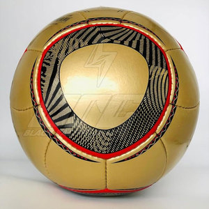Balón de Fútbol Cosido a Mano de Calidad Premium y Sostenible, Suministro Directo de Fábrica - Product Image 3