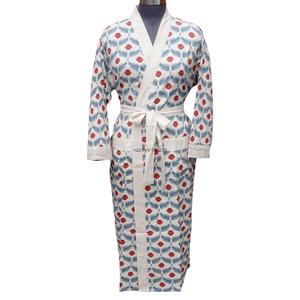 Bata de algodón de longitud completa para mujer, con estampado floral, cuello en V, manga larga, cinturón, ropa de dormir clásica, tela de punto suave, lavable a máquina, frontal - Product Image 1