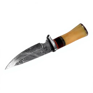Cuchillo de Camping Hecho a Mano de Acero al Carbono con Hoja de Damasco, Mango de Hueso y Funda de Cuero - Cuchillo Utilitario Ligero para Senderismo y Supervivencia al Aire Libre - Product Image 6