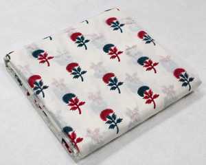 Tissu en Popeline Florale de Coton 58/60 Pouces Blanc Rouge Bleu Imprimé Botanique Respirant Textile de Maison Tissé Fil Peigné Poids Moyen - Product Image 1