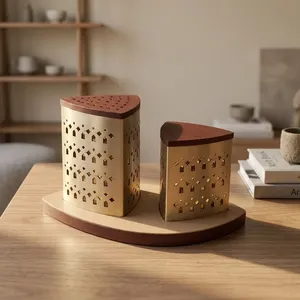 Ensemble d'encensoirs en métal faits à la main avec base en bois, doté d'un design ajouré unique, élégant, à double tour, pièce décorative pour la maison - Product Image 4