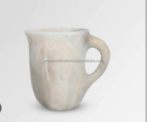 Jarra de Resina Hecha a Mano con Patrón Clásico Navideño, Ecológica, Estilo Moderno, Tazas Abstractas al por Mayor, Teteras y Hervidores para el Hogar - Product Image 6