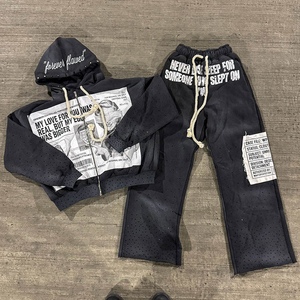 Ensemble streetwear patchwork : sweat à capuche zippé et pantalon de survêtement ample, impression DTG personnalisée, strass de créateur, deux pièces, haute qualité - Product Image 1