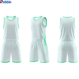 Uniforme de Baloncesto Personalizado de Alta Calidad, Transpirable, en Varios Colores, con Camiseta y Pantalones Cortos Sublimados - Product Image 2