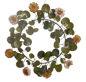 Corona Navideña Moderna y Ecológica Hecha a Mano con Láminas de Hierro Oxidado y Diseño de Hojas Metálicas para Decoración Festiva - Product Image 6