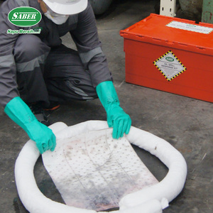 Kit anti-déversement d'hydrocarbures portable de 45 litres, sac de voyage, ensemble absorbant d'urgence avec tampons et chaussettes pour usage marin, camion et industriel - Product Image 5