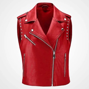 Chaleco de Piel de Oveja Roja para Mujer, Chaleco de Cuero Genuino con Detalles Tachonados - Product Image 1