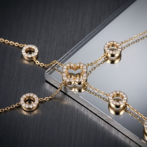 Pulsera de Flores de Oro de 18k de Alta Calidad con Diamantes Naturales para Niñas y Mujeres, Joyería Fina con Certificado IGI - Product Image 4