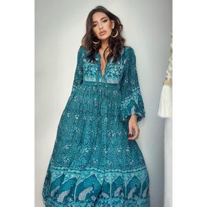 Robe longue bohème florale turquoise pour femme, coupe ample, manches longues, imprimé vintage, pour plage, soirée, streetwear, naturelle, écologique, teinte unie - Product Image 1