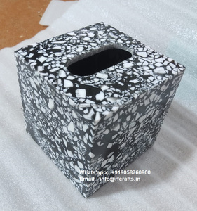 Blanc de haute qualité avec couvre-boîtes à mouchoirs en résine coulée de galets incrustés de vadrouille, fabriqués à la main pour les salles de bains d'hôtel haut de gamme - Product Image 5