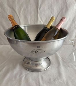 Pedestal Style Champagne Cooler Ice Bucket Bowl Silver Finish Customizable Designs Handmade Wine Chiller Bucket for <b>Bar</b> Supplies - Product Image 4